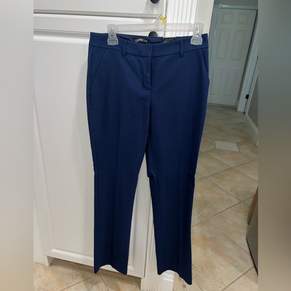 Never worn Express columnist slacks